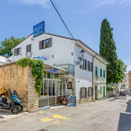 Apartments Cindric Selce Exterior foto